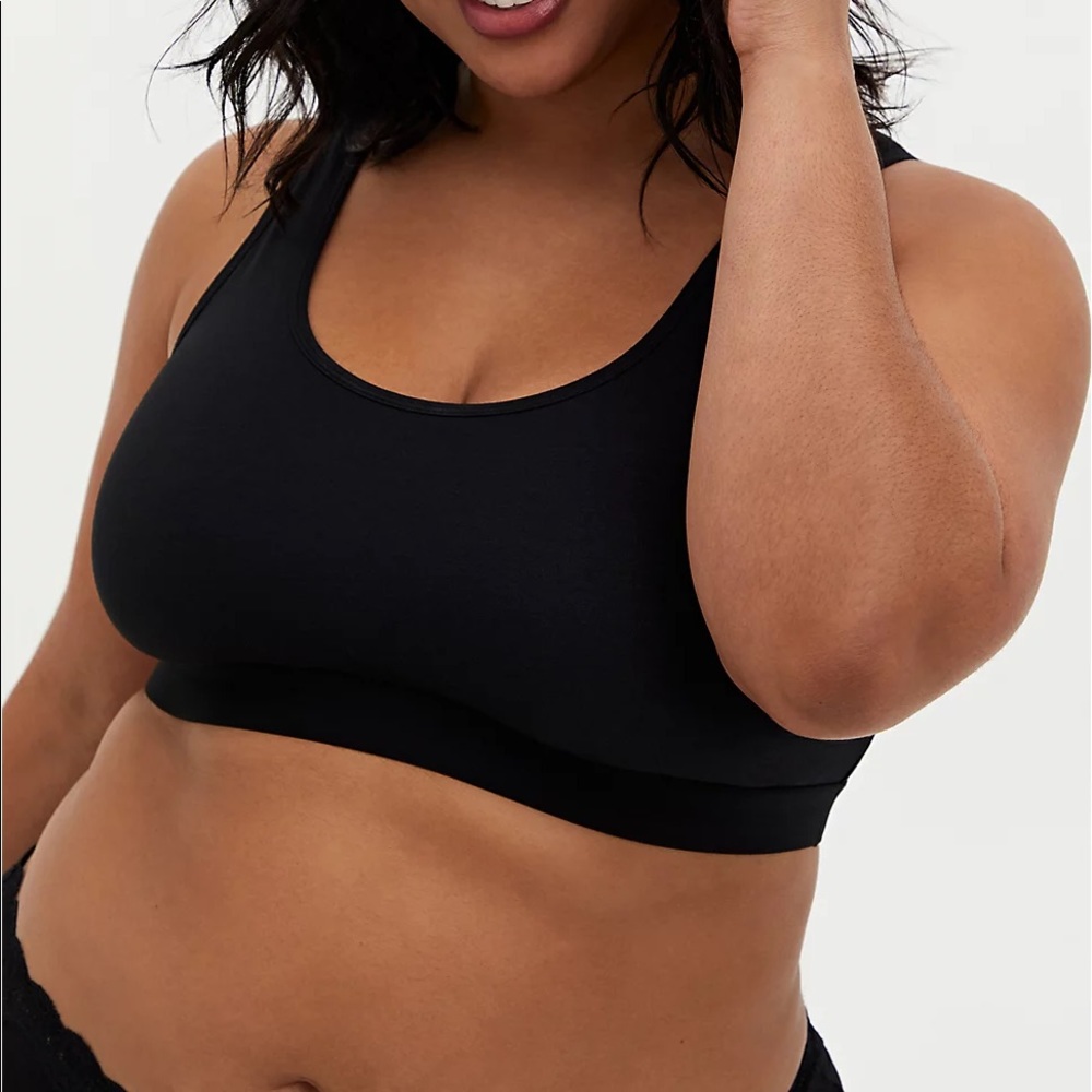 Black Rib Scoop Neck Seamless Bralette - Torrid 4  🌼. 26/28